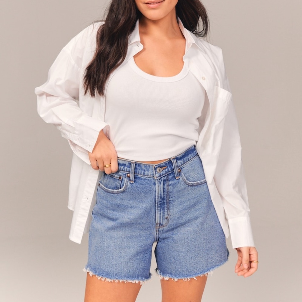 Abercrombie Curve Love High Rise Dad Short